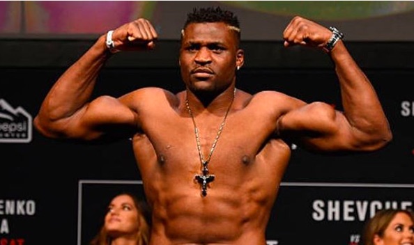 Ngannou está fora do UFC 215 (Foto: Reprodução/Instagram FrancisNgannou)