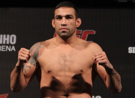F. Werdum (foto) pode ser o próximo adversário de C.Velasquez. Foto: Josh Hedges/UFC