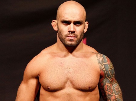 B. Carioca (foto) volta ao octógono no dia 4 de outubro. Foto: Josh Hedges/UFC