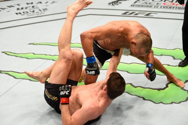 Henderson e Bisping fizeram a luta principal do UFC 204. Foto: Divulgação