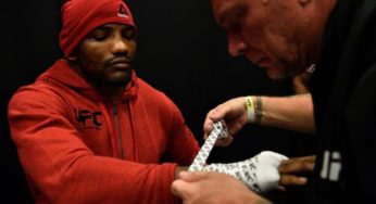 Treinador de Yoel Romero admite que considerou jogar a toalha no UFC 225