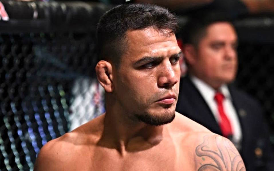 Rafael dos Anjos pede luta contra McGregor ao UFC: 'Desafio de verdade' -  Lutas - Fera