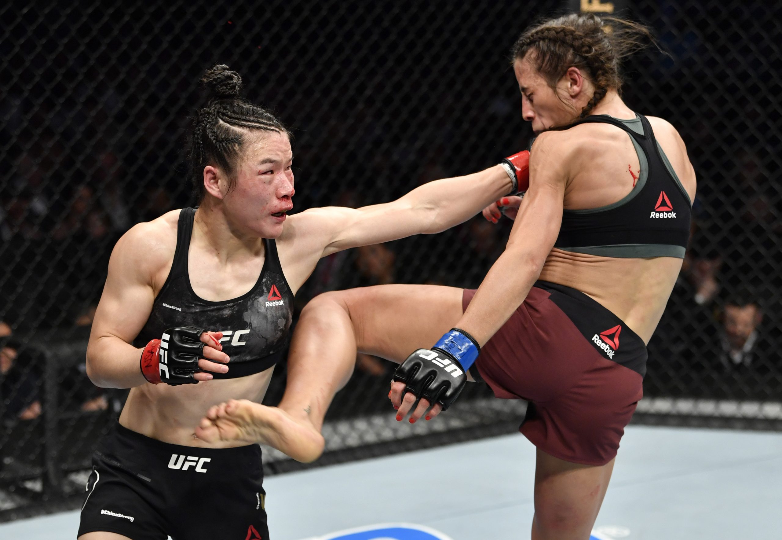 STRONG IMAGE! Joanna Jedrzejczyk has a deformed face after her battle ...