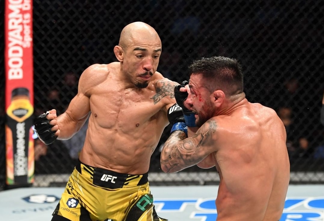 José Aldo é nocauteado por russo no UFC 251 e fica sem cinturão