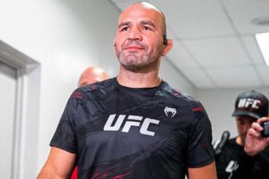 Glover Teixeira (foto) está aposentado do MMA. Foto: Reprodução/Instagram
