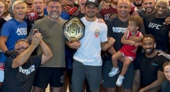 VIDEO: Alexandre Pantoja is greeted with celebration by colleagues when he appears at the gym with UFC belt