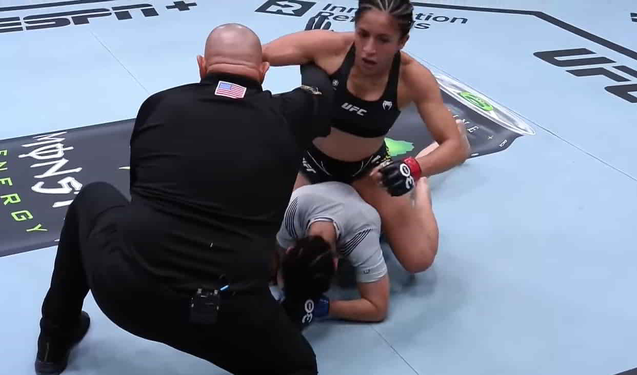 Jaqueline Amorim knocked out Montserrat Ruiz at UFC Las Vegas 78 (Photo: Reproduction/YouTube)