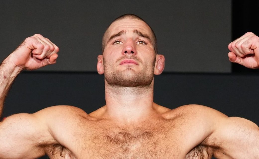 Sean Strickland em pesagem no UFC 293. Foto: Reprodução/Instagram/@ufc