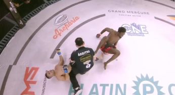VÍDEO: Em desfecho bizarro, lutador brasileiro acaba se ‘auto-finalizando’ no FMS Fight Night 2