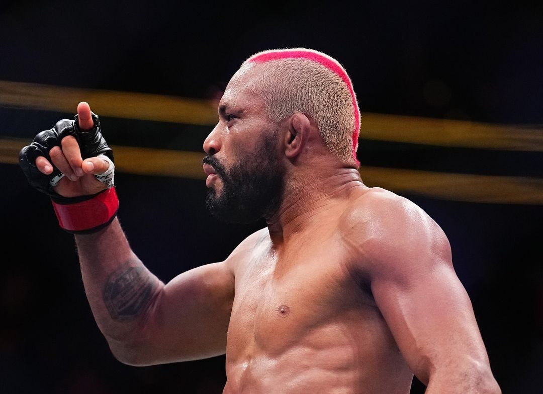 Deiveson Figueiredo se diz a Petr Yan no chão, mas