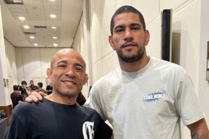 Flame! Alex Poatan and José Aldo meet in an exciting moment after UFC 301. Photo: Reproduction/Instagram/@alexpereiraufc