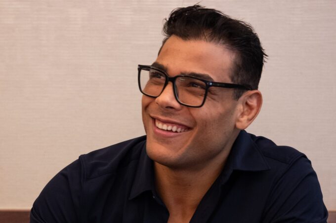 Paulo Borrachinha ironiza rival após torcida brasileira apoiá-lo no UFC 327