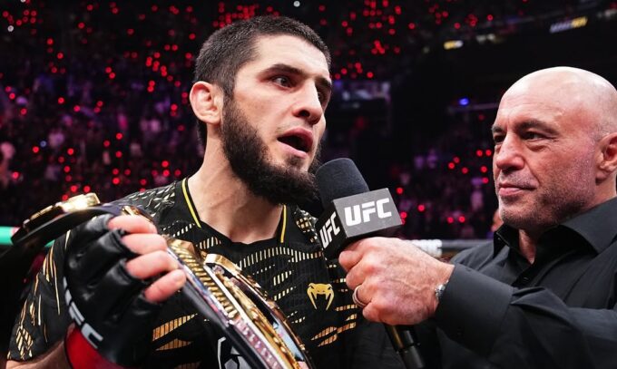Makhachev rebate Topuria e conta sua versão sobre negociações para o UFC Casa Branca: ‘Sabemos quem arregou’