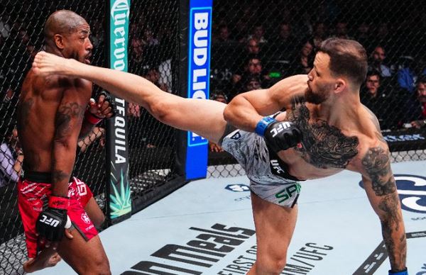 O Hype é Real! Maurício Ruffy Dá Show E Brutaliza King Green Com Chute ...