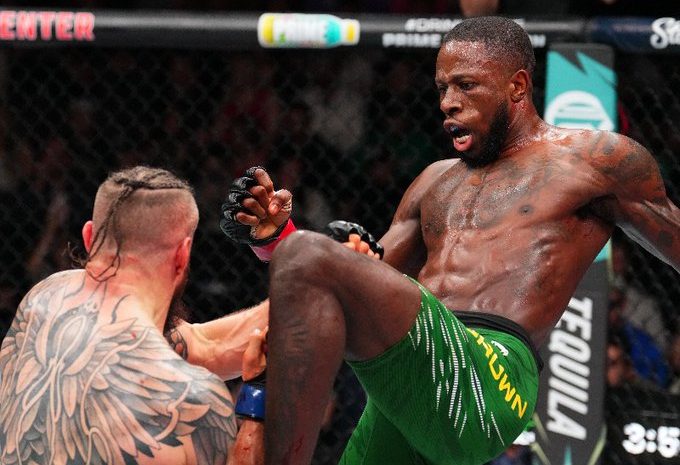 STRONG IMAGE: Fighter Suffers Bad Nose Fracture During UFC Kansas City ...