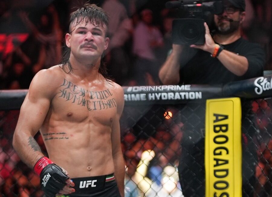 Diego Lopes Explains Controversial Gesture After Knocking Out Jean