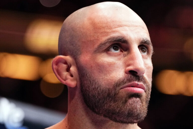 Volkanovski revela por que não se aposentou após duelo contra Diego Lopes no UFC 325