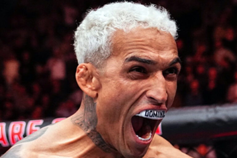 Ex-campeão interino do UFC exalta atuação de Charles do Bronx contra Holloway: ‘Parecia possuído’