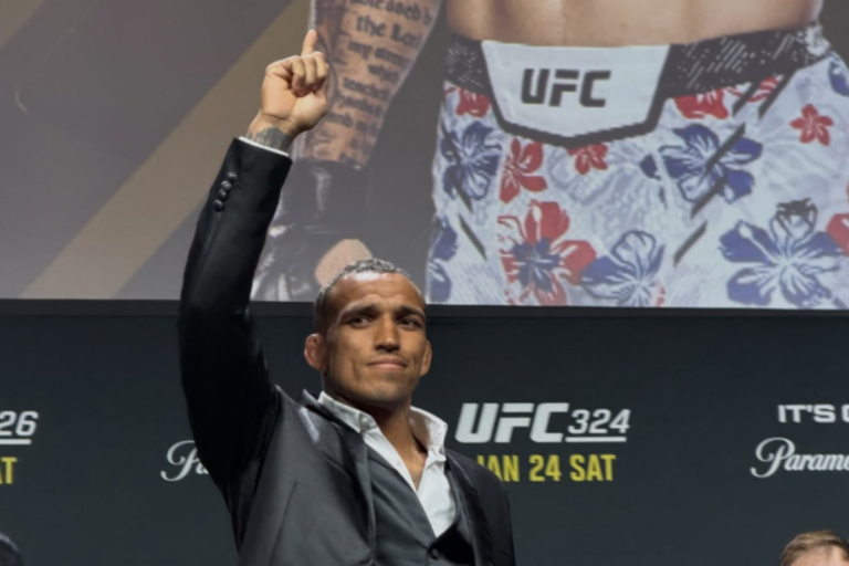 Charles do Bronx abre o jogo sobre plano de luta para enfrentar Max Holloway no UFC 326: ‘100% pronto’