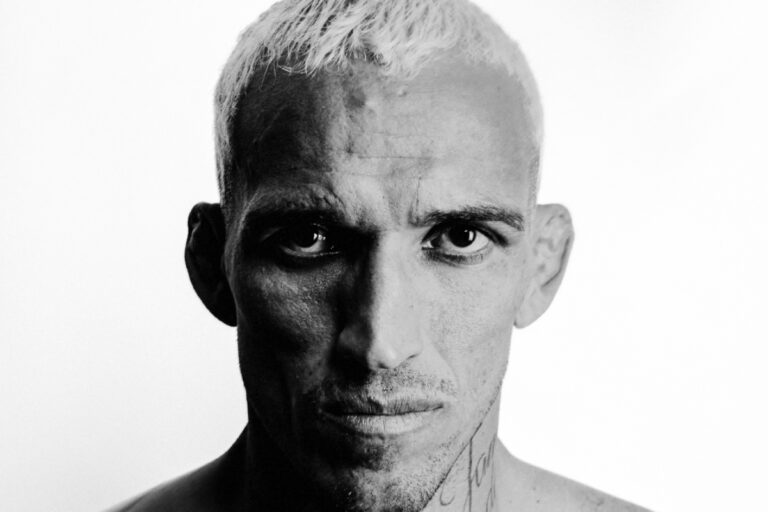 Charles do Bronx minimiza vaias e surpreende com explicação para críticas no UFC 326