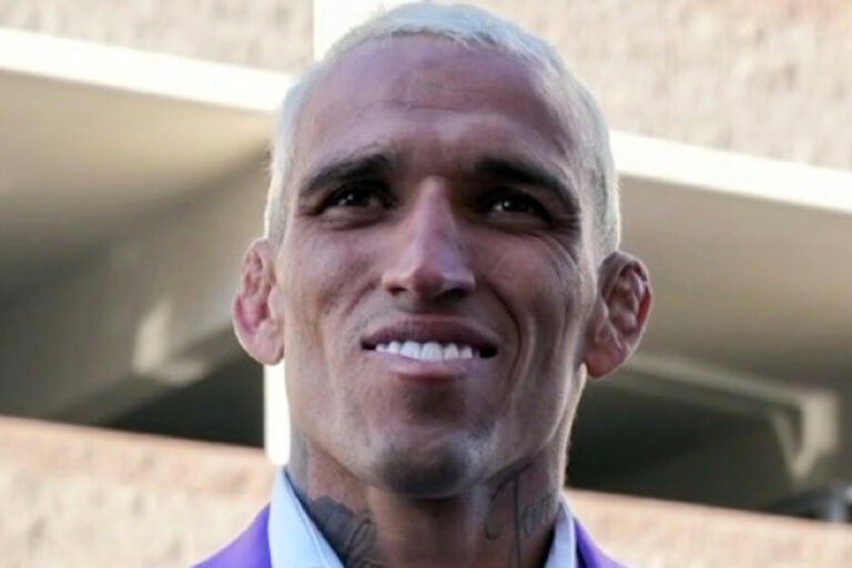 Dana White se mostra impressionado com Charles do Bronx e o defende das críticas: ‘Dominação total’