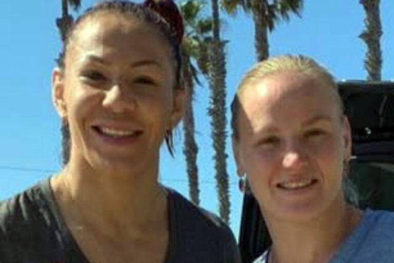 Resposta dura! Cris Cyborg e Valentina se unem e ‘calam’ Ronda Rousey após ataques
