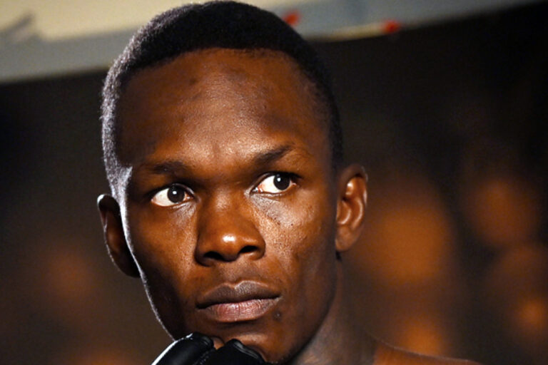 Ex-campeão acredita que falta de motivação está por trás de má fase de Israel Adesanya